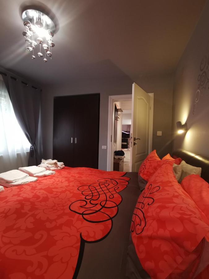 Apartament Kalinderu K2 บุชเตนี ภายนอก รูปภาพ