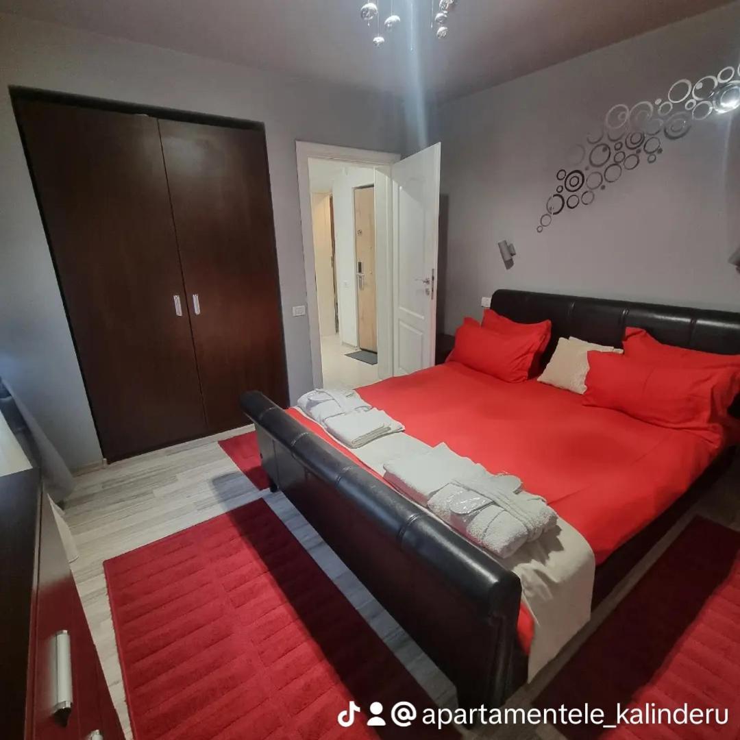 Apartament Kalinderu K2 บุชเตนี ภายนอก รูปภาพ